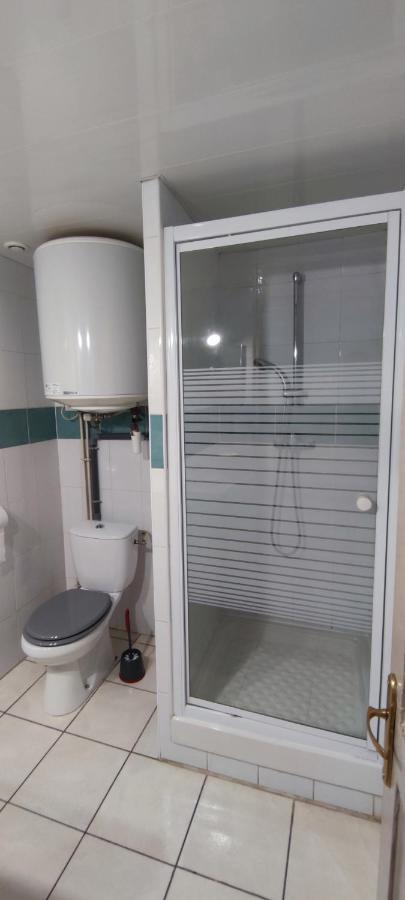 Appartement 45 M² Proche Du Centre Ville Lunel  Luaran gambar